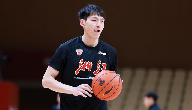 BOYU SPORTS-CBA顶薪后卫合同到期！与老东家有矛盾，季后赛被弃用